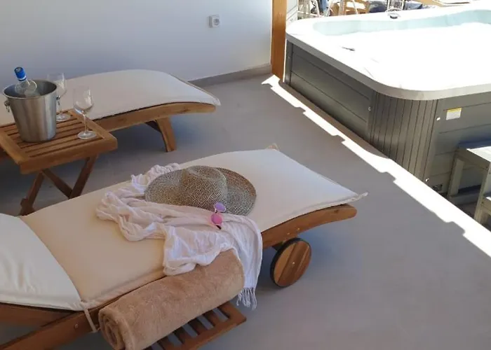 Blue Serenity فيلة